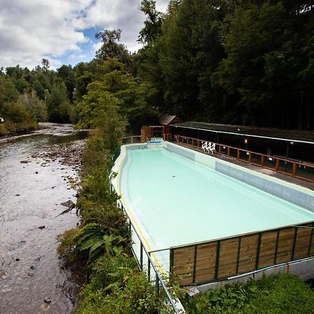 הוילה פויהווה Termas De Aguas Calientes מראה חיצוני תמונה