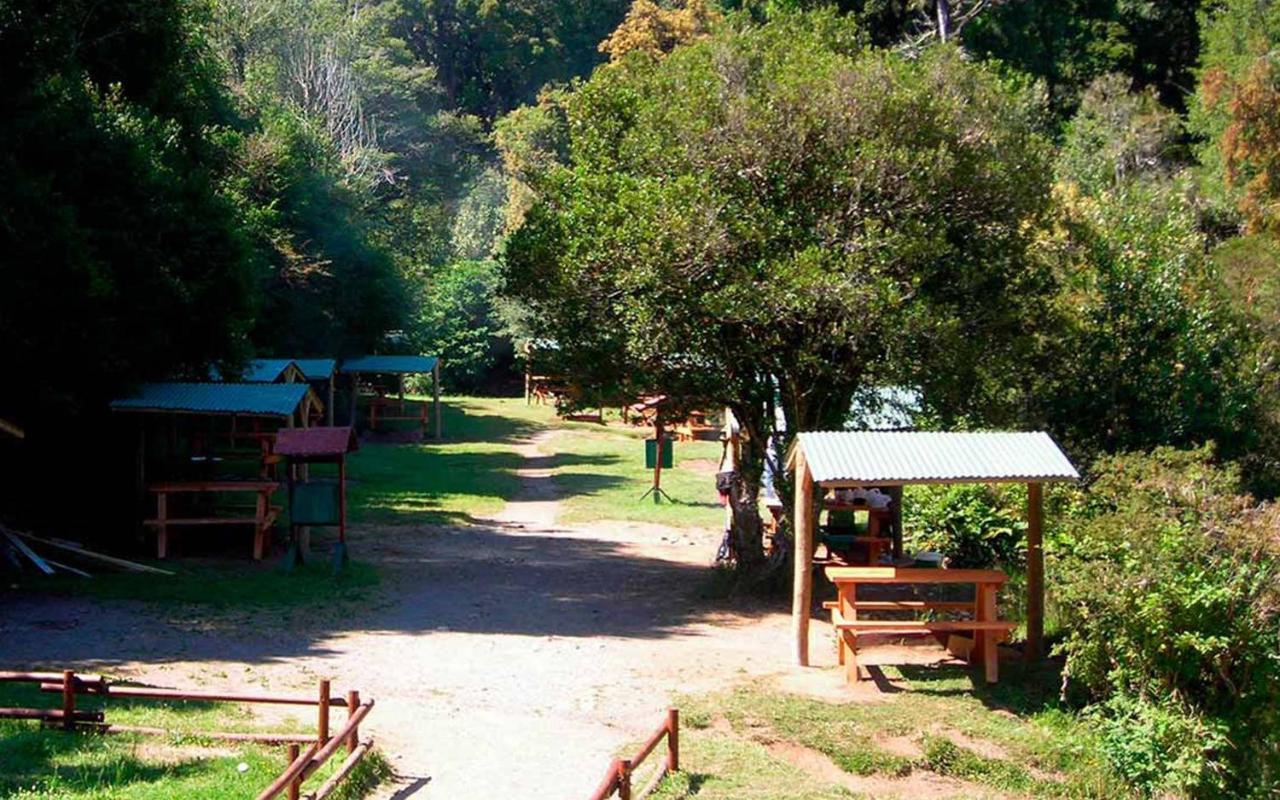 הוילה פויהווה Termas De Aguas Calientes מראה חיצוני תמונה